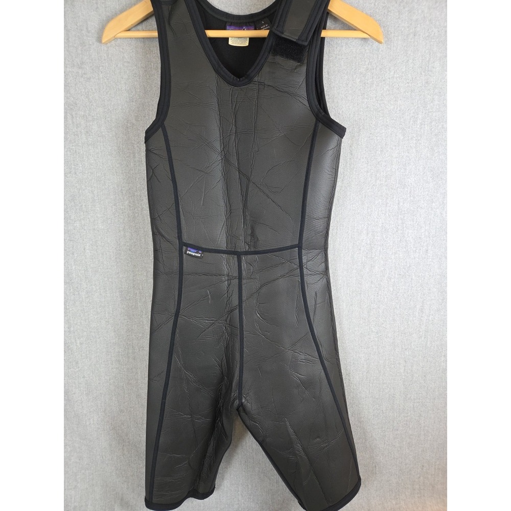 Patagonia Black Shimmer Shortie Wetsuit Women's S Surf Swim USA Neoprene Beach